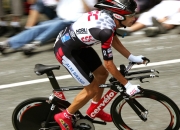 九游app下载-步行者强势拿下老鹰，布克状态火热，一场攻防转换的胜利