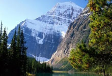 九游娱乐官方网站-奥运圣火下的复仇乐章：当内马尔撕裂红蓝旧梦