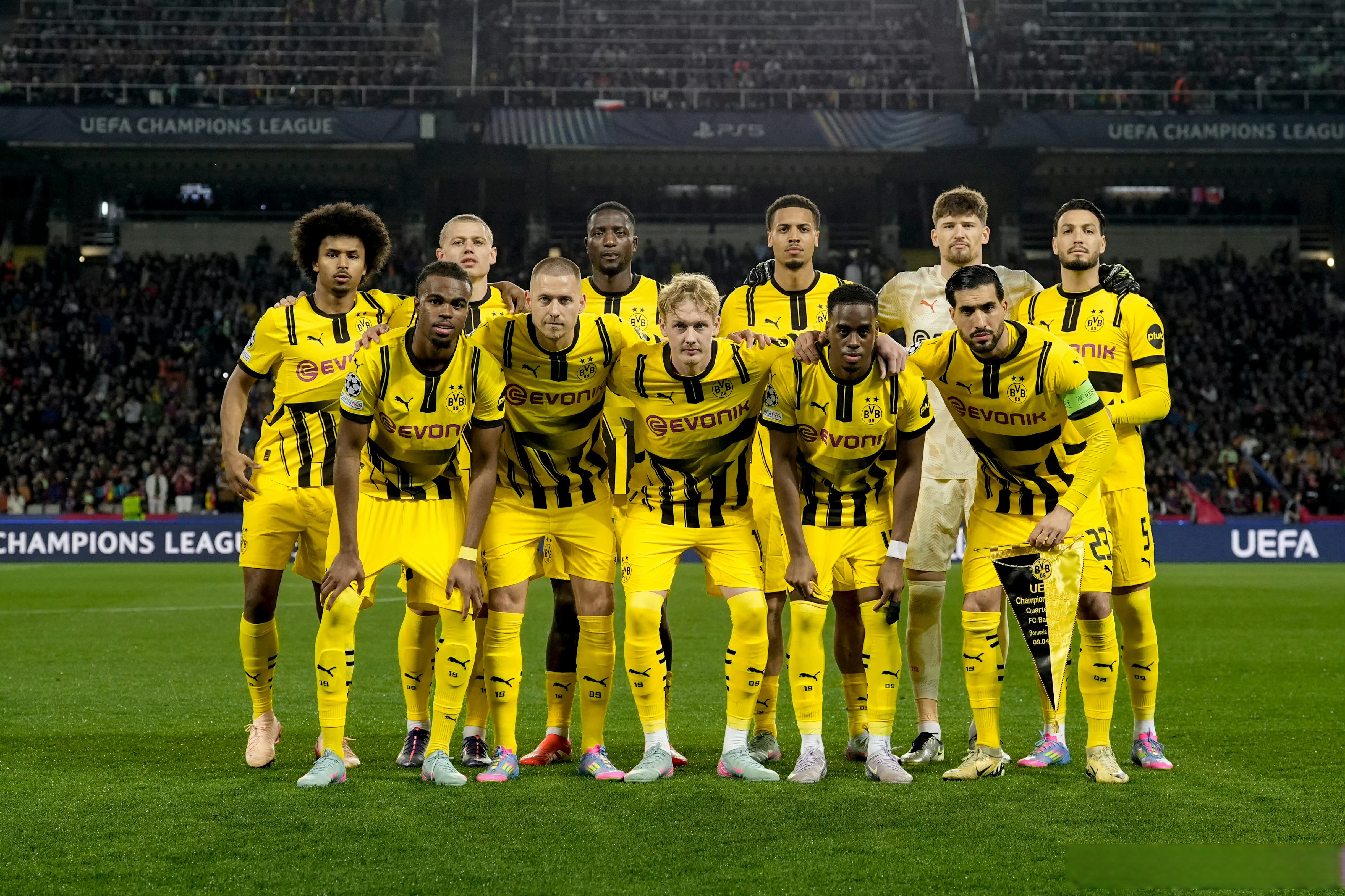 拜仁慕尼黑挫败多特蒙德，成功晋级欧冠四强