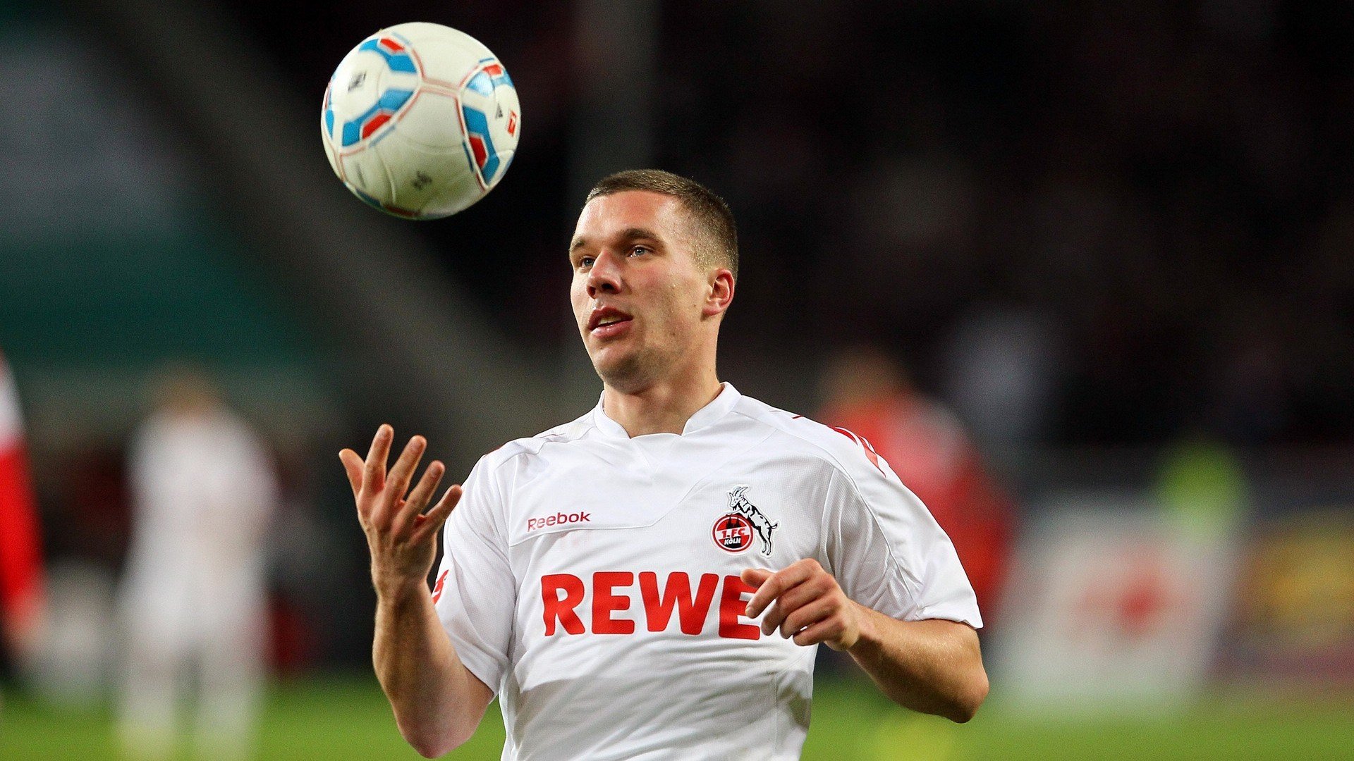 强压与绽放，从尼日利亚的丹麦童话破灭到弗拉霍维奇的满分启示