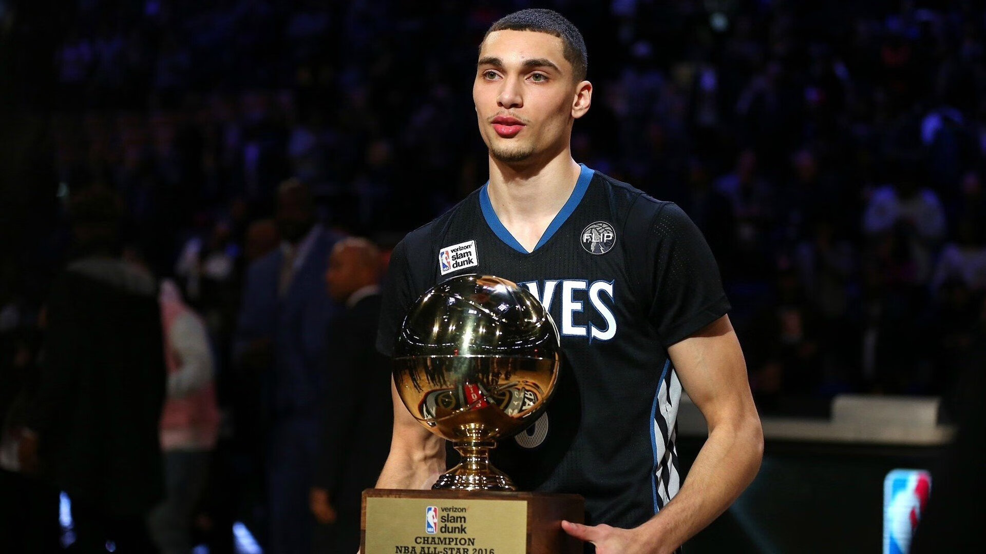 铁血公牛铸就防守神话，孤胆詹姆斯扛起整座城池